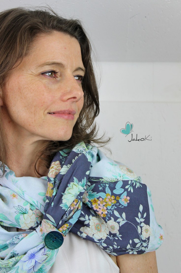 Kirsten von JakoKi mit Stoff Mia von Swafing